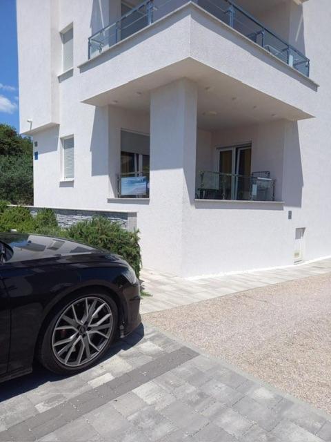 Apartments Stella Krk Town Exterior foto